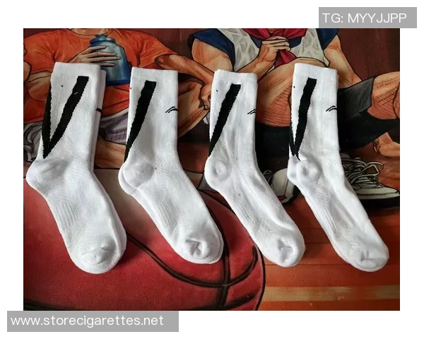 篮球装备选购指南：如何选择适合你的高性能球袜